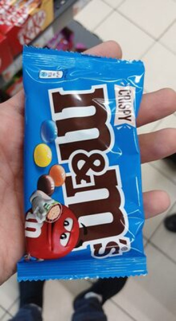 M&M